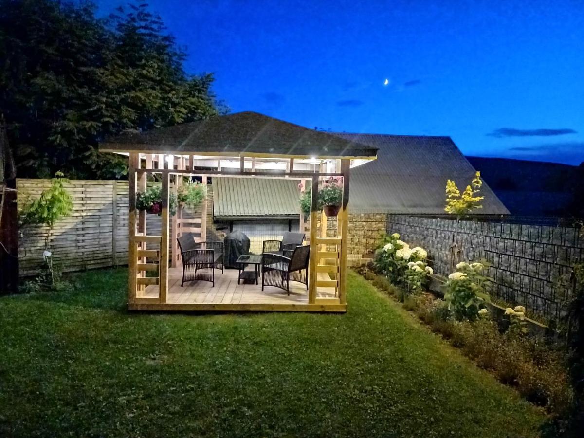 Hortensjowy Zakatek W Pieninach Sromowce Wyzne Esterno foto