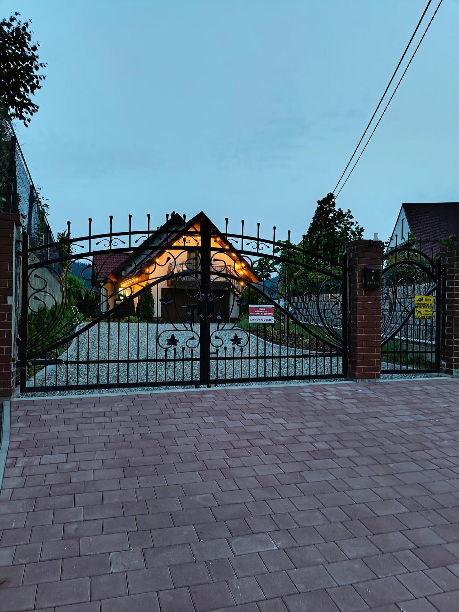 Hortensjowy Zakatek W Pieninach Sromowce Wyzne Esterno foto
